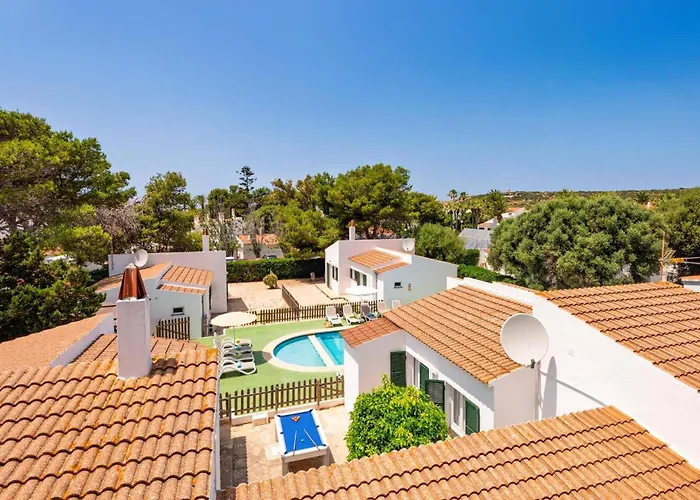 Acuario By 卡拉恩·布拉内斯